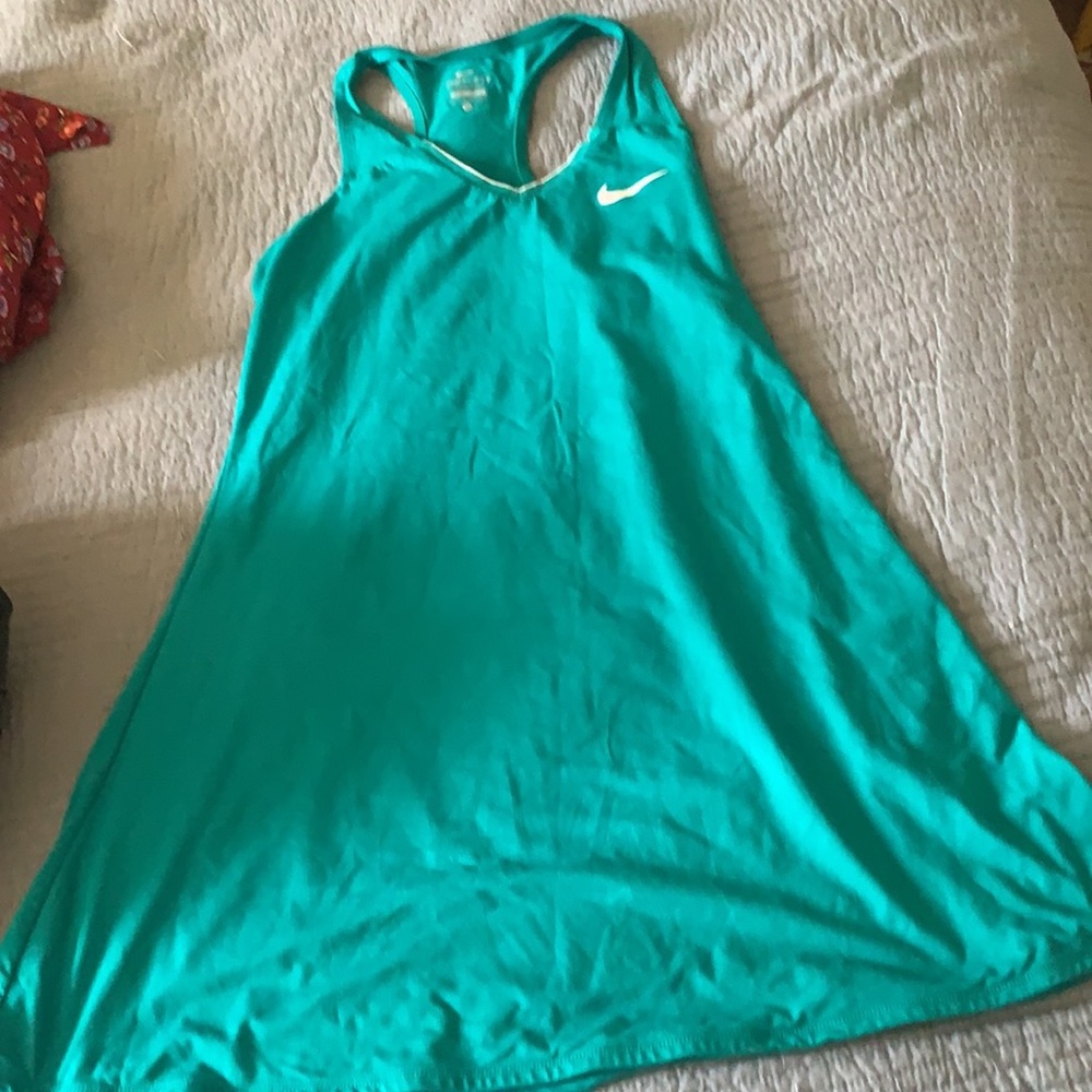 Dress - Picture 3 of 3